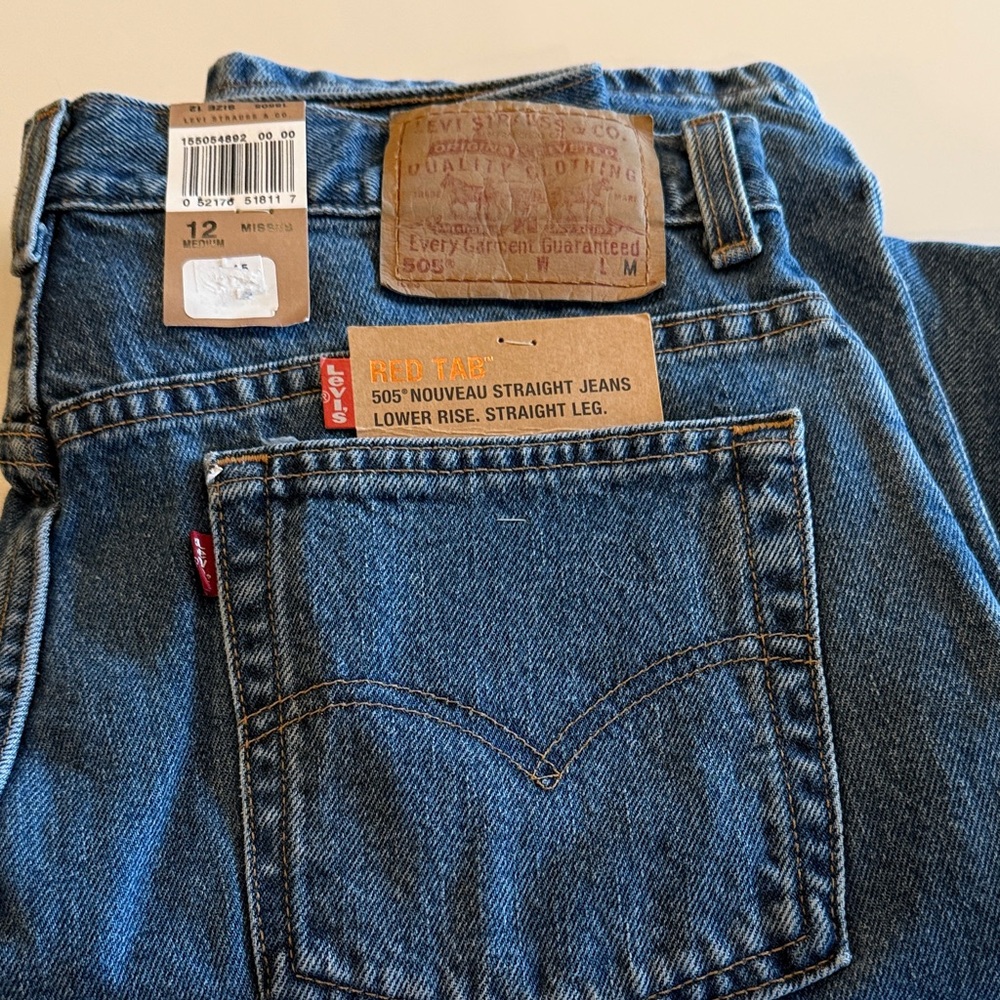 Vintage Levi’s 505 new with tags on from the 90s size 12 medium 100% Cotton